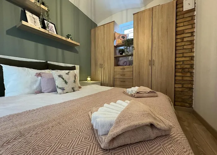 V17 Duplex At Westend Mall * Budapesta