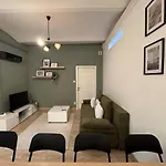 V17 Duplex At Westend Mall Apartman Budapest