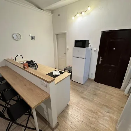 V17 Duplex At Westend Mall * Budapeşte