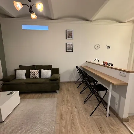 V17 Duplex At Westend Mall Apartamento *